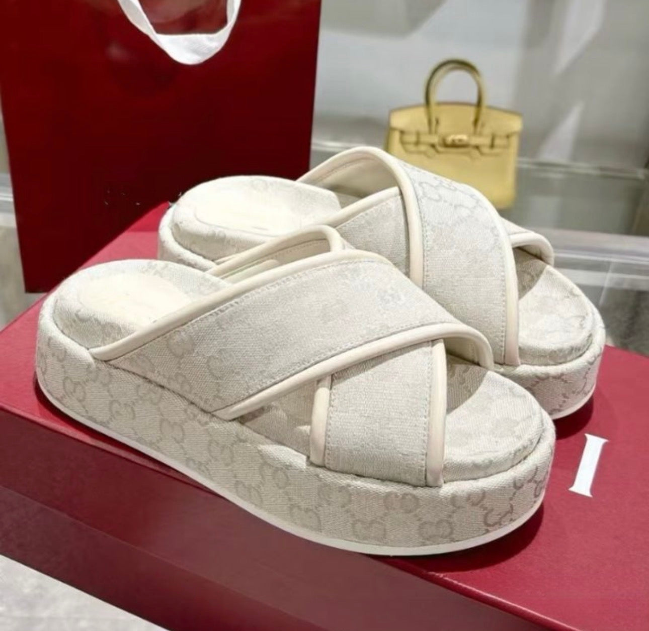 Sandales:Gucci