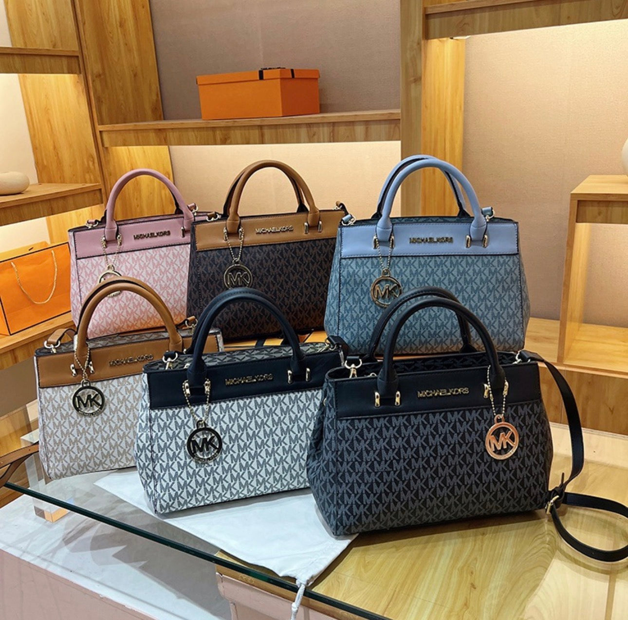 Sac à mai:MK