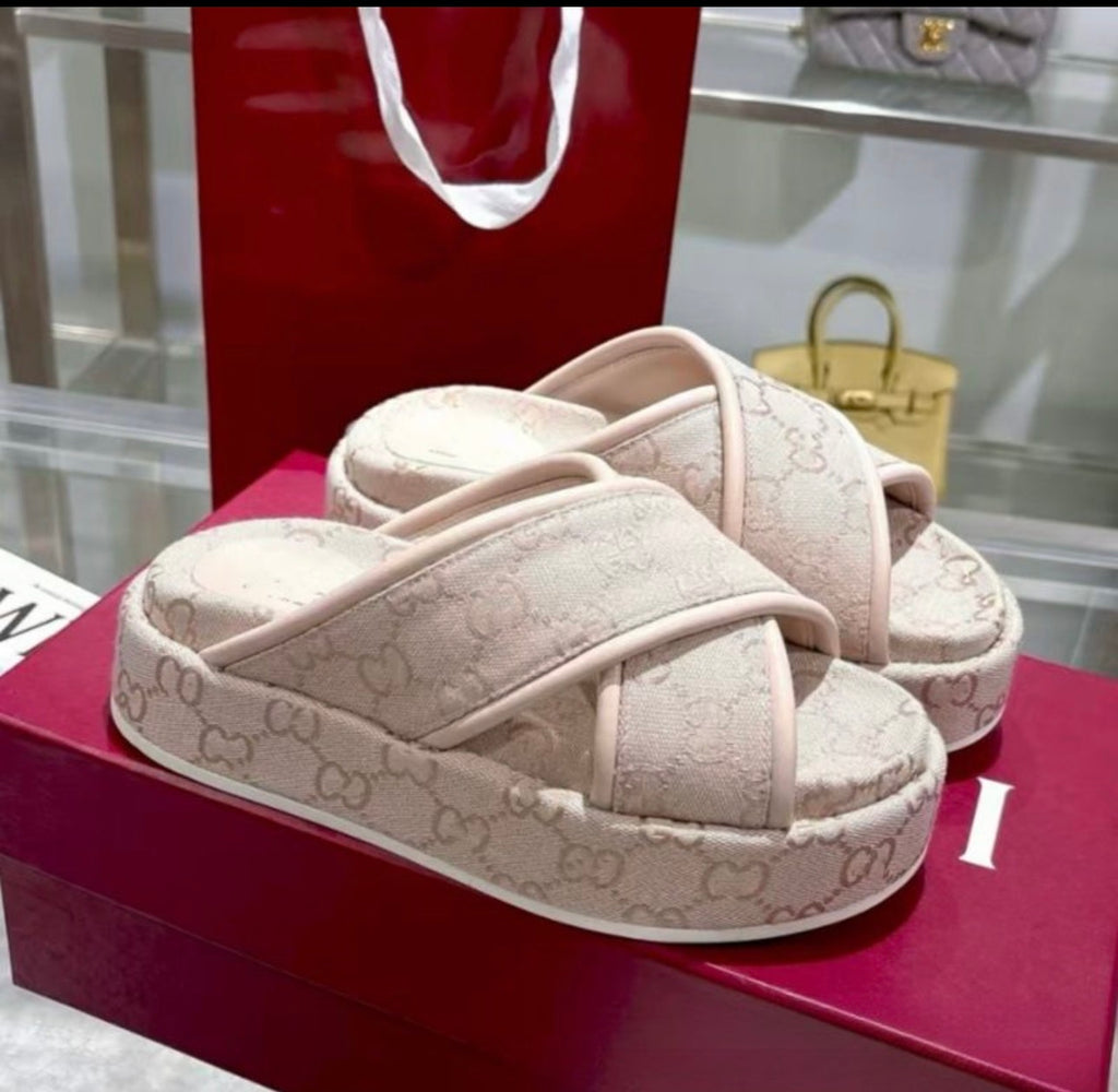 Sandales:Gucci