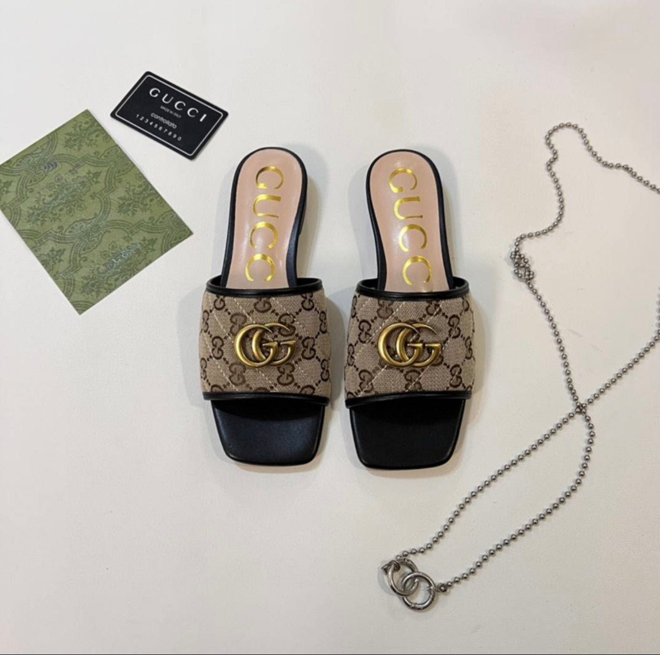 Sandales:GUCCI