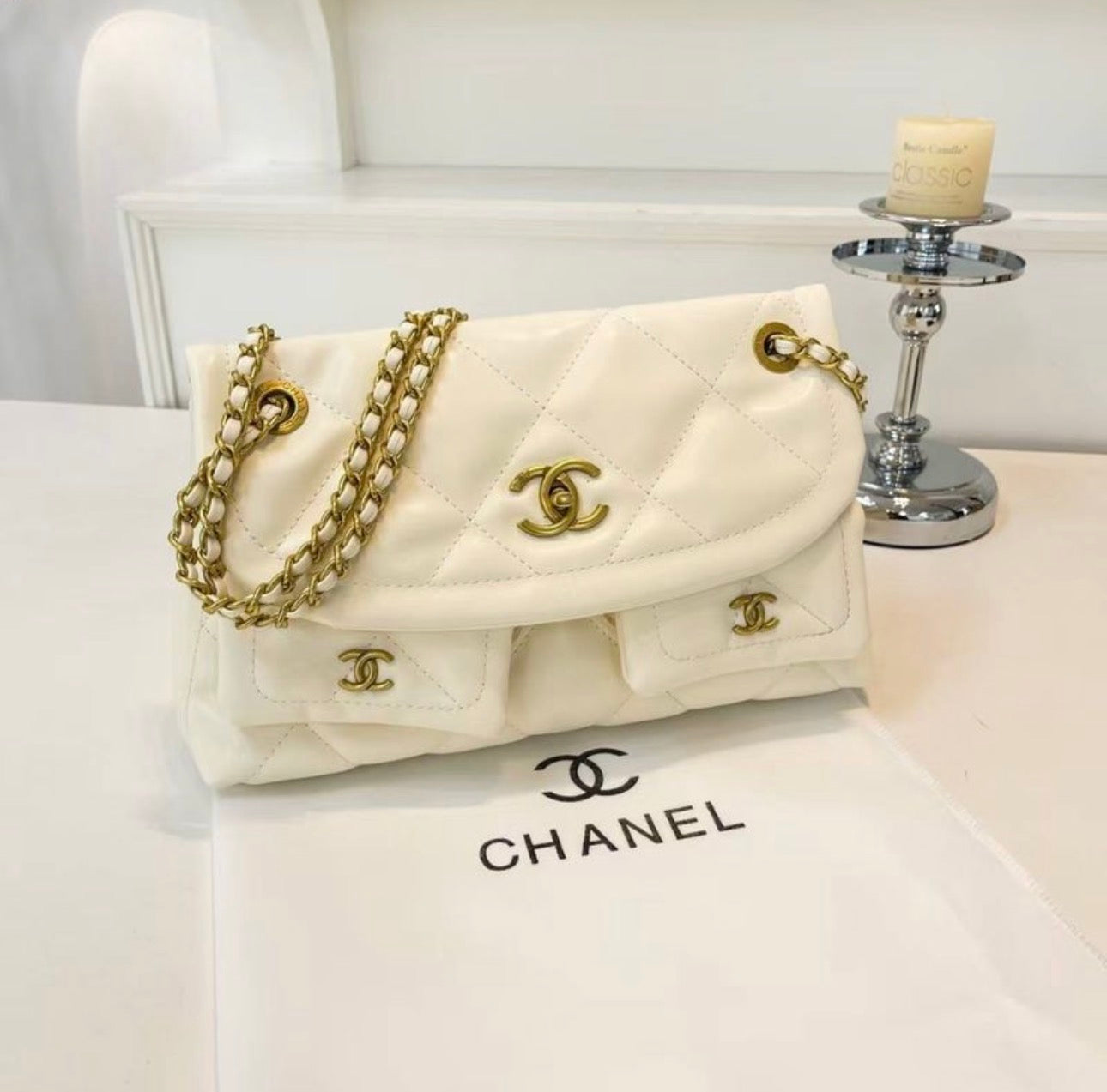 Sac à main:CHANEL