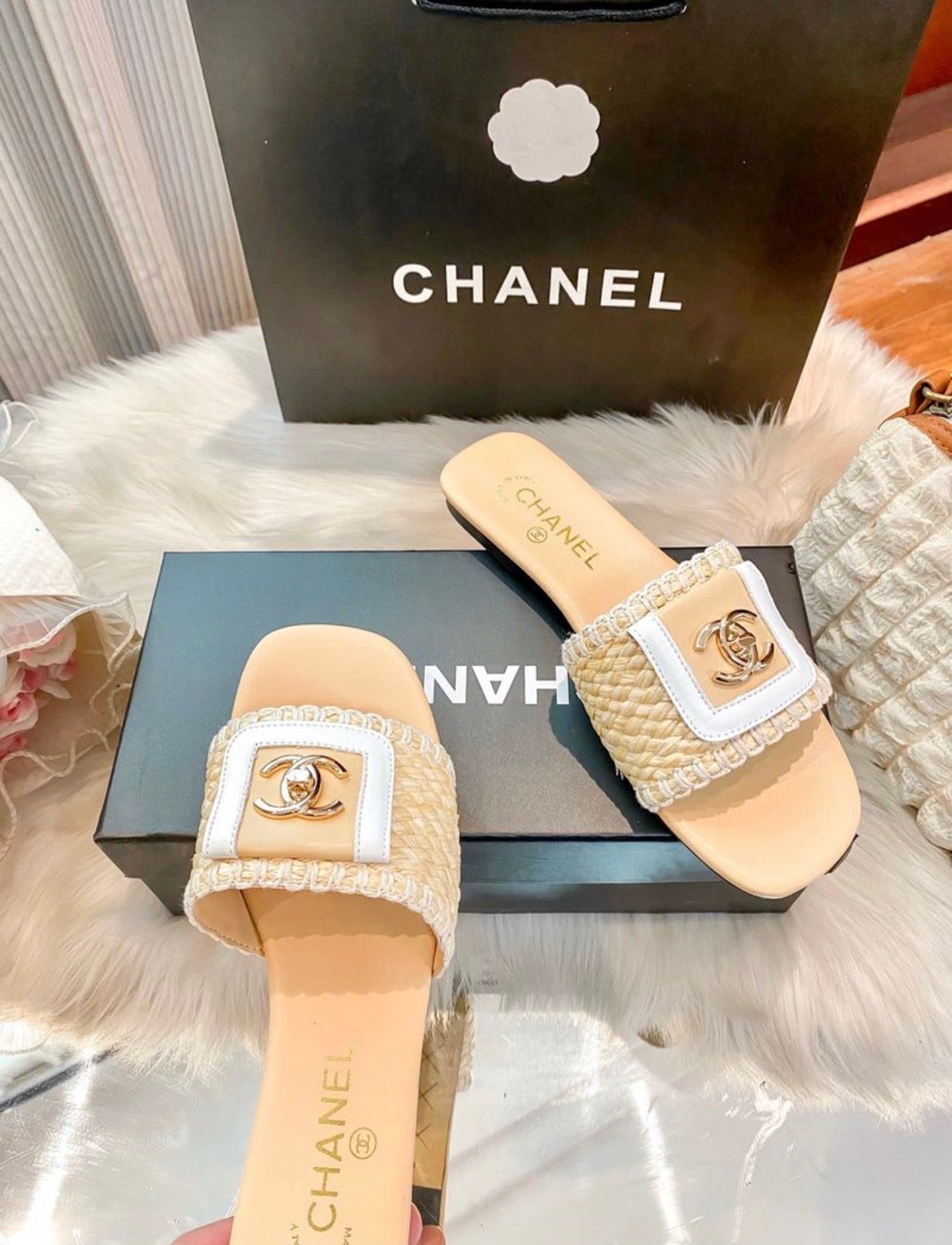 Sandales:CHANEL