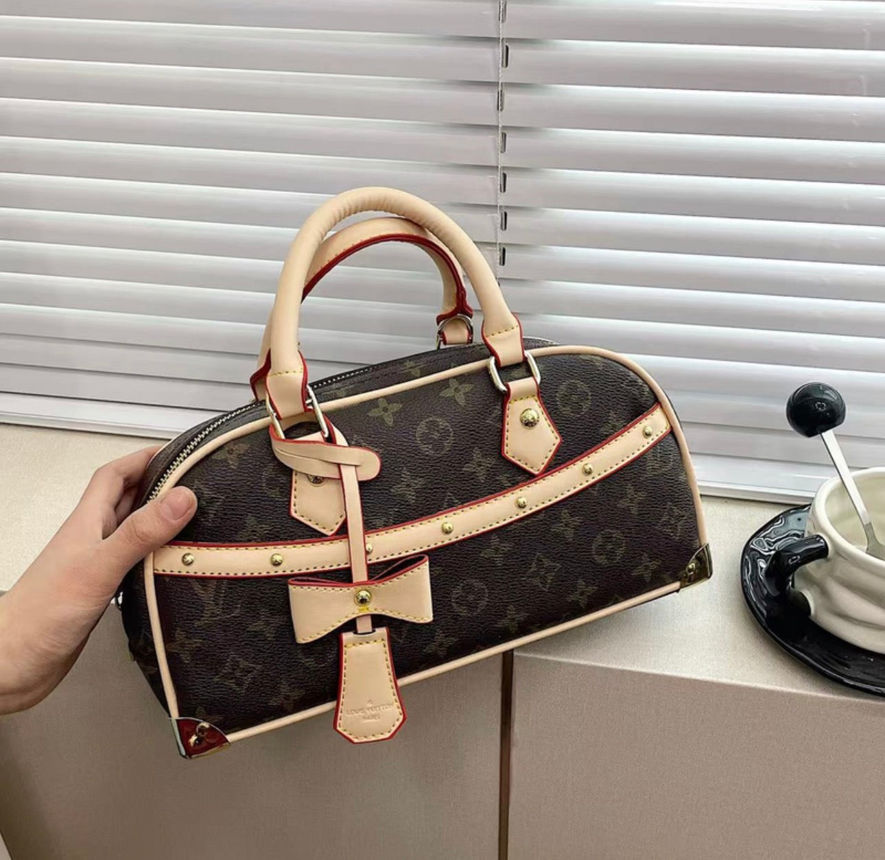 Sac à main:LV