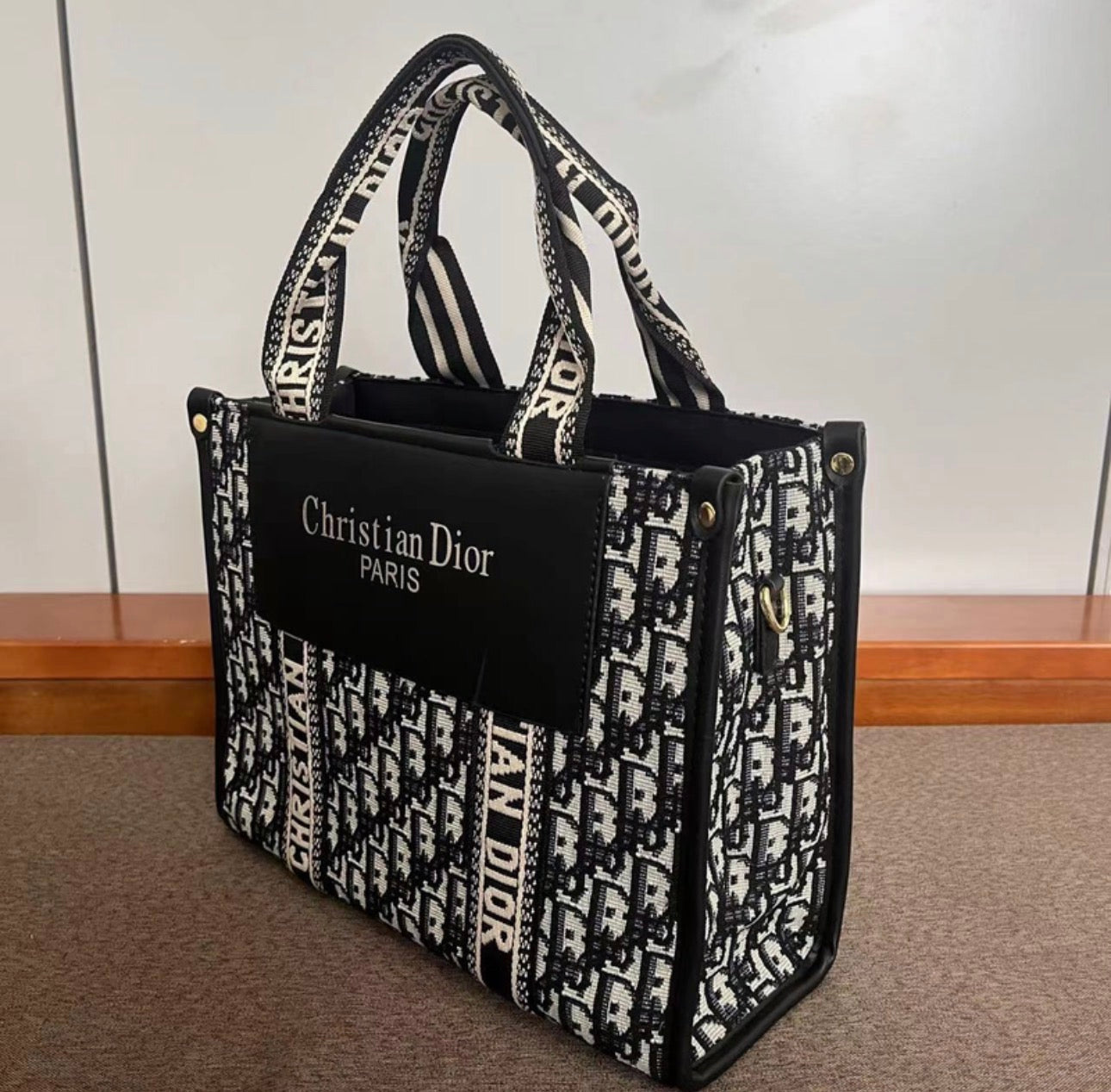 Sac à main: DIOR