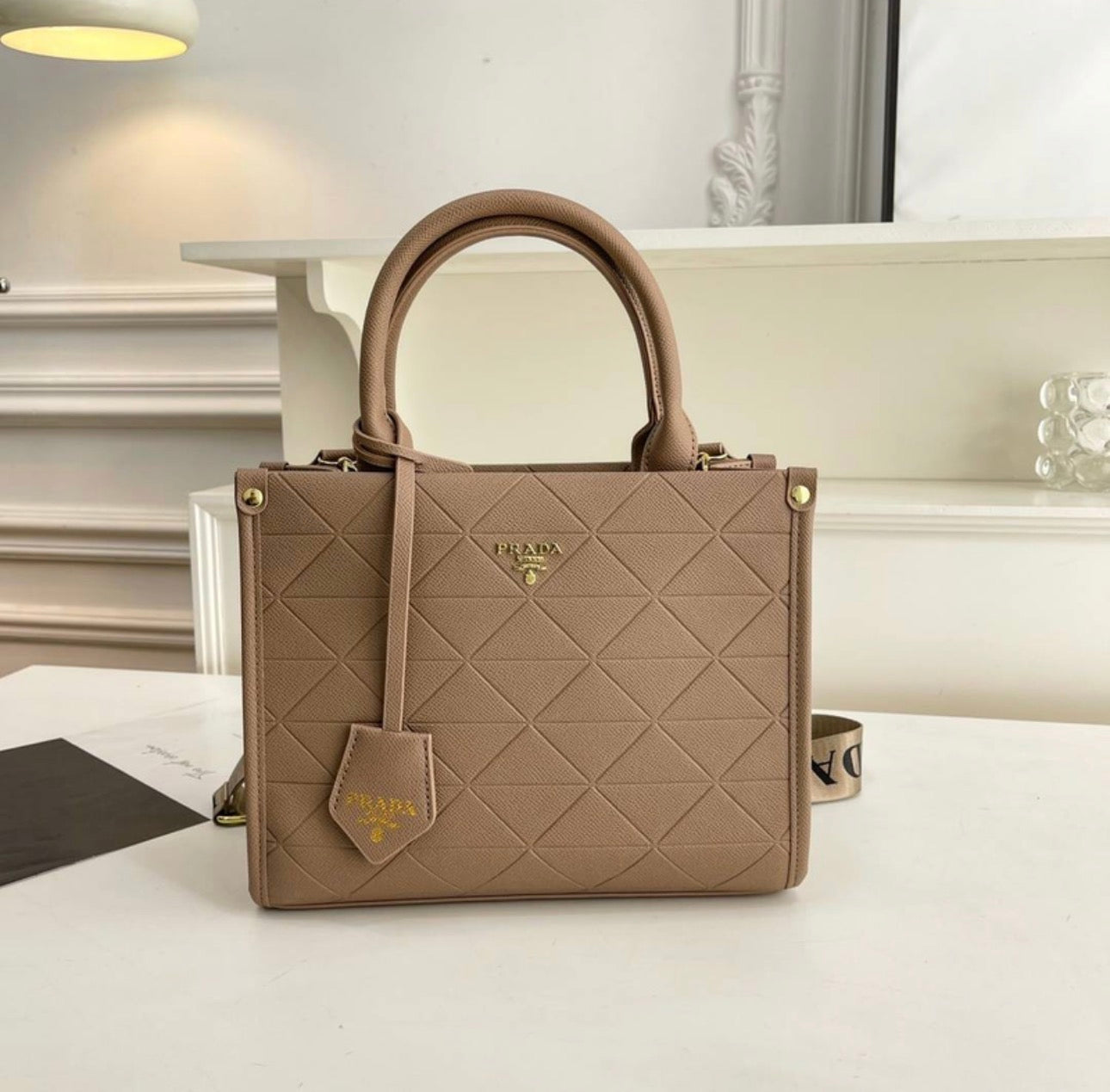 Sac à main:PRADA